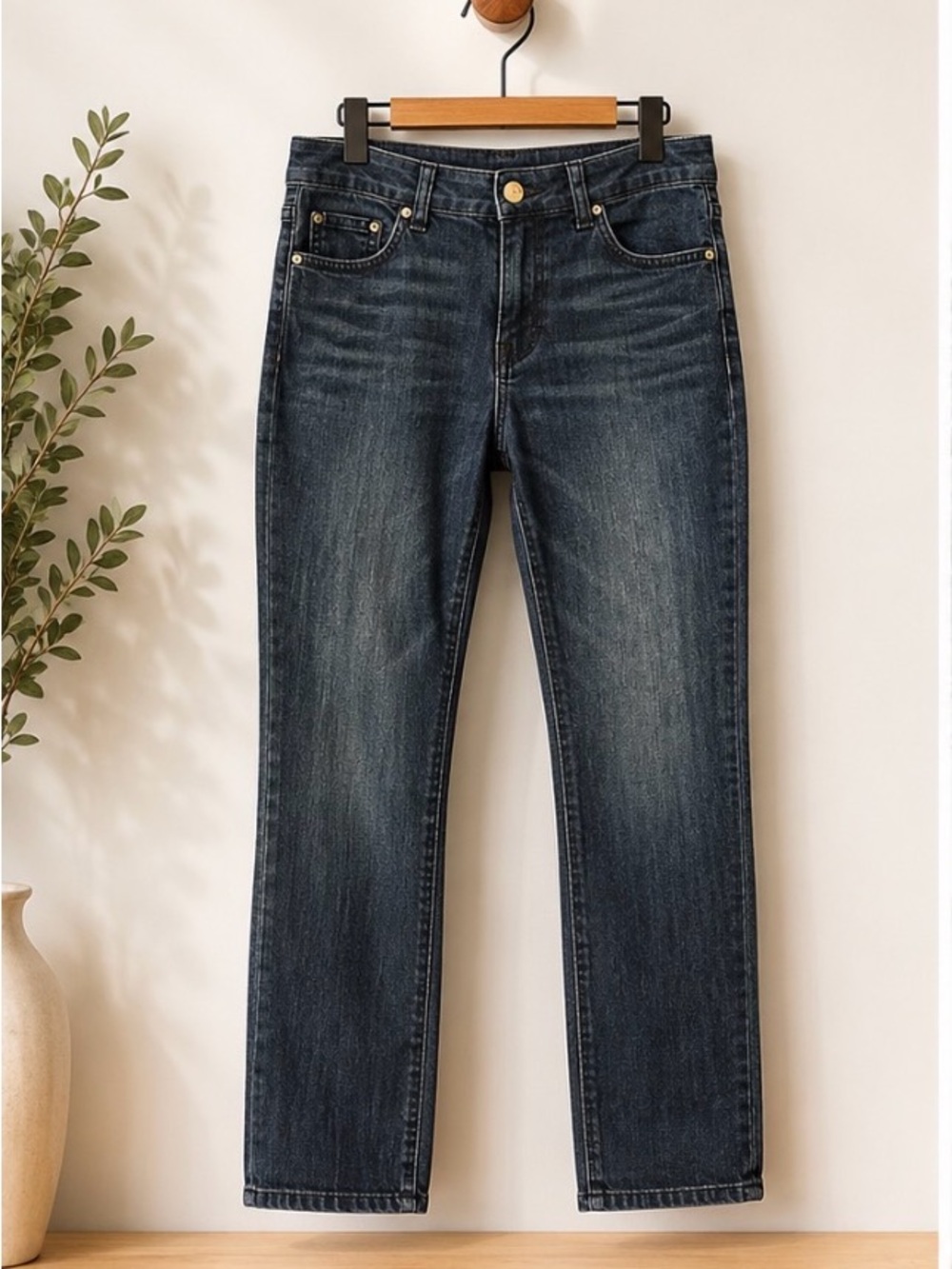 Classic Dark Wash Ankle Jeans - Womens